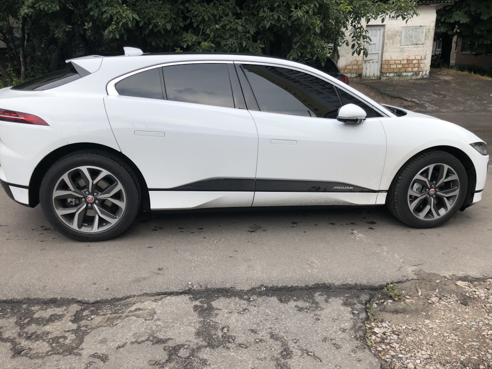 1 рік з електричкою 3