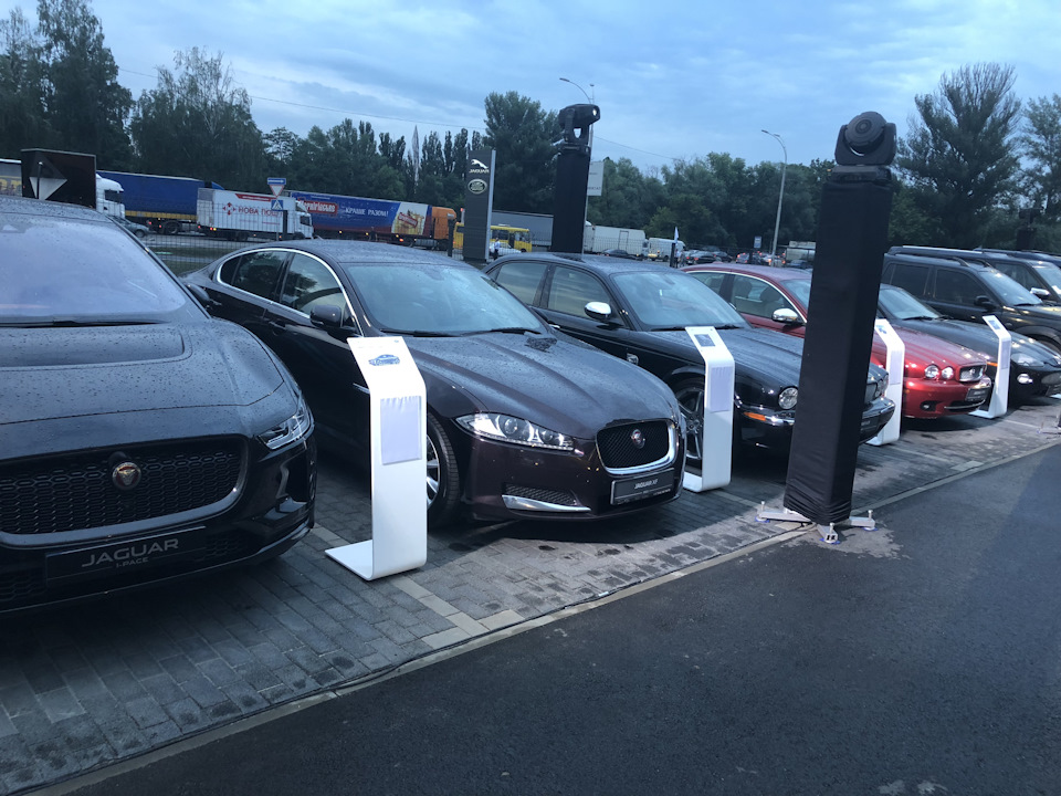 Ми на відкритті нового дилерського центру Jaguar! 3