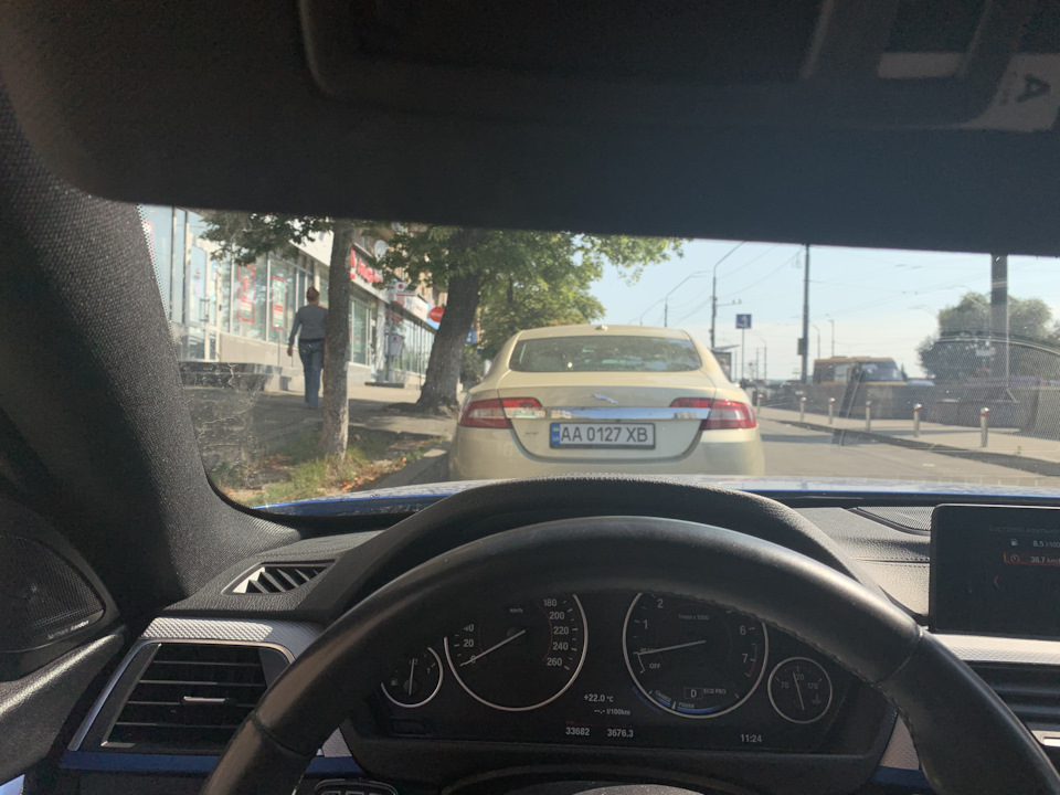 Крок у минуле. 1