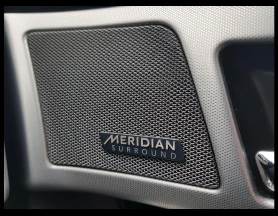 Дуже дивні справи... Або MERIDIAN SURROUND