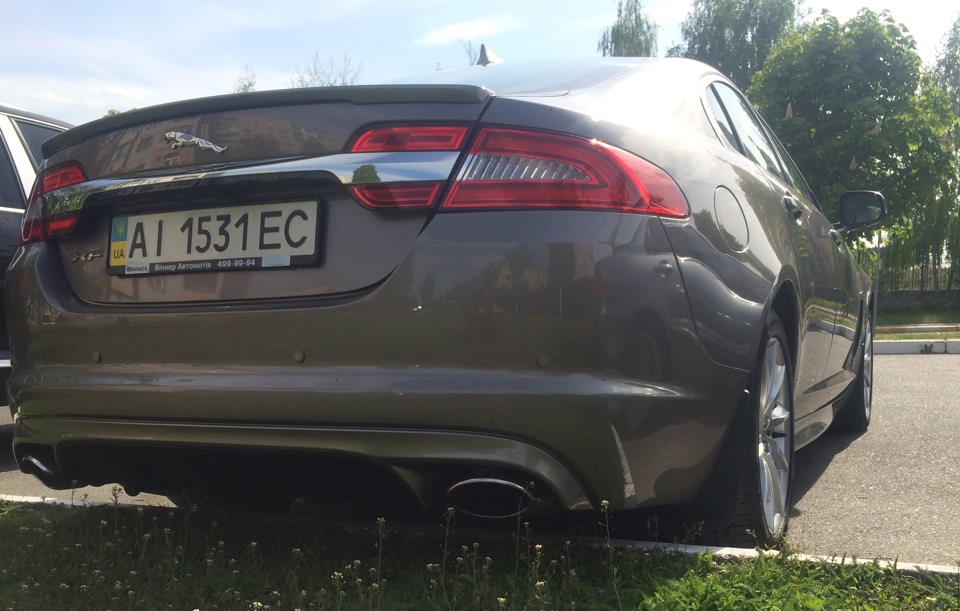 Встановлено пороги R-Sport/XFS/XFR 5