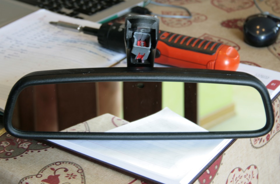Встановлення Auto Dimming Mirror 1