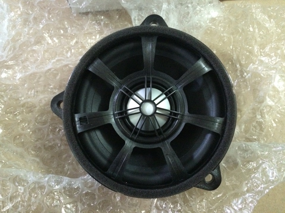 Установка Meridian Surround Sound System частина 2 3