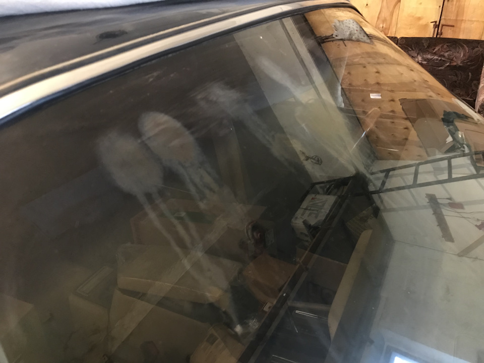 Водний камінь. Або як відмити сліди від води на склі... 2