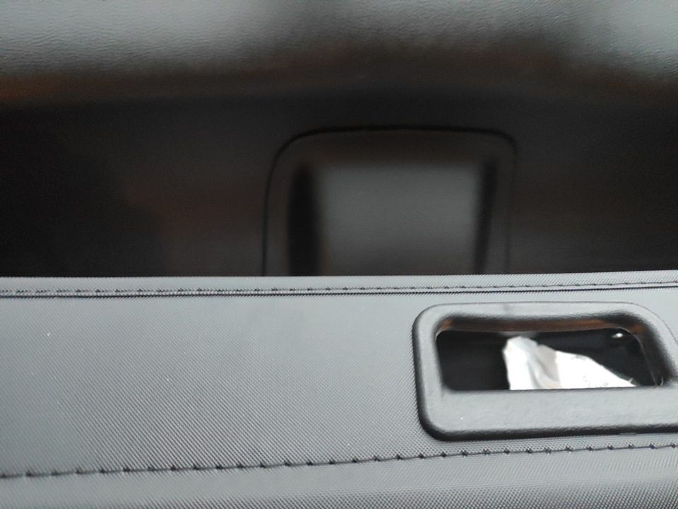 Шторка полиця ролета багажника Jeep Cherokee KL 3