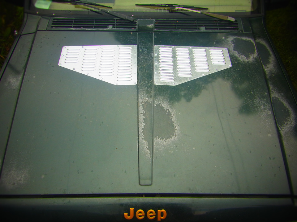 Hood vents або Зябра на JEEP 2