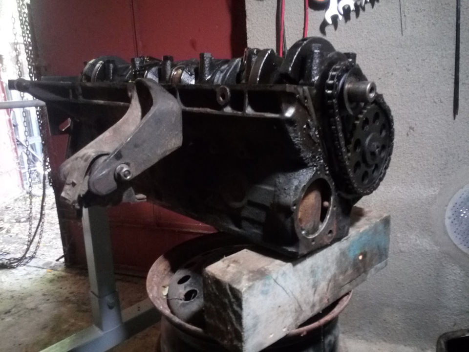 AMC 242 Rebuild: частина 2 - чавун і гудрон 3
