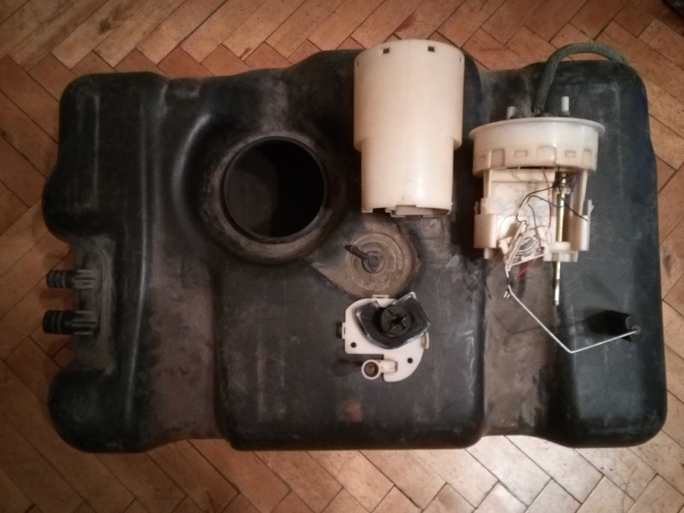Питання щодо бензонасосу 1