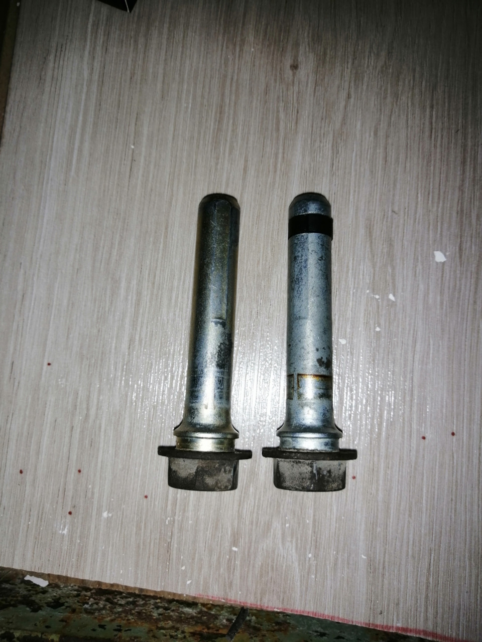 Змащування направляючих супортів 1