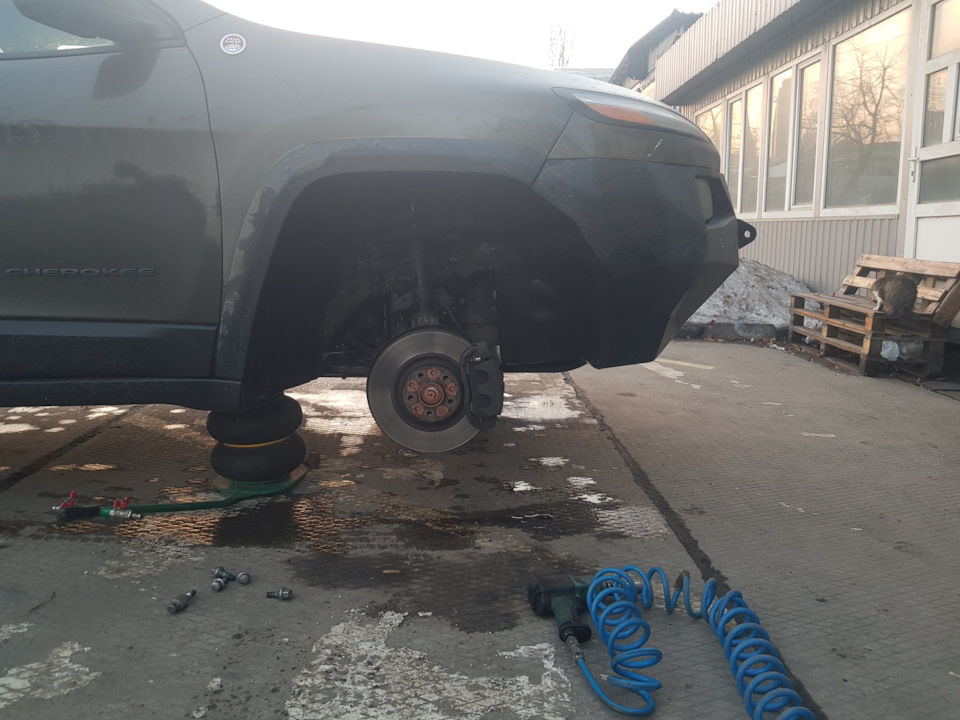 Перевзувся в АТешку 265/65 17 2