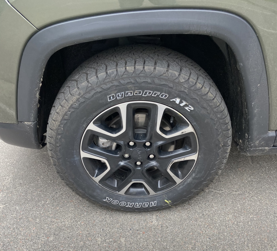 Hankook Dynapro AT2 RF11 235/65/R17 2