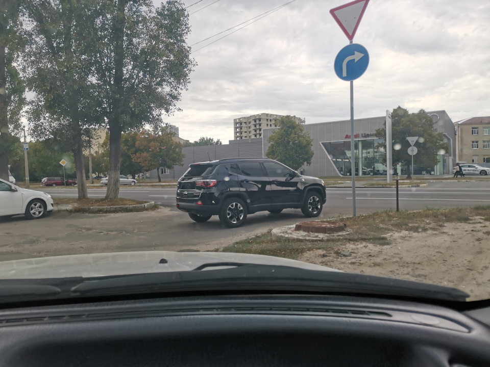 +1 компас у Харкові 1