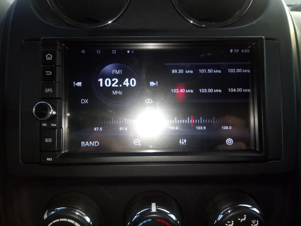 Магнітолла jeep compass 2012 1