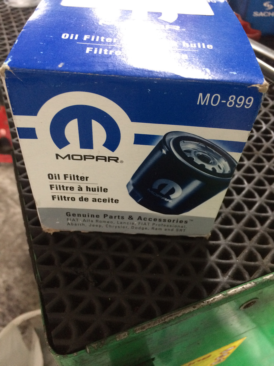 ОЛІЯ ДВИГУНА 0W40 Motul 8100 X-max 4