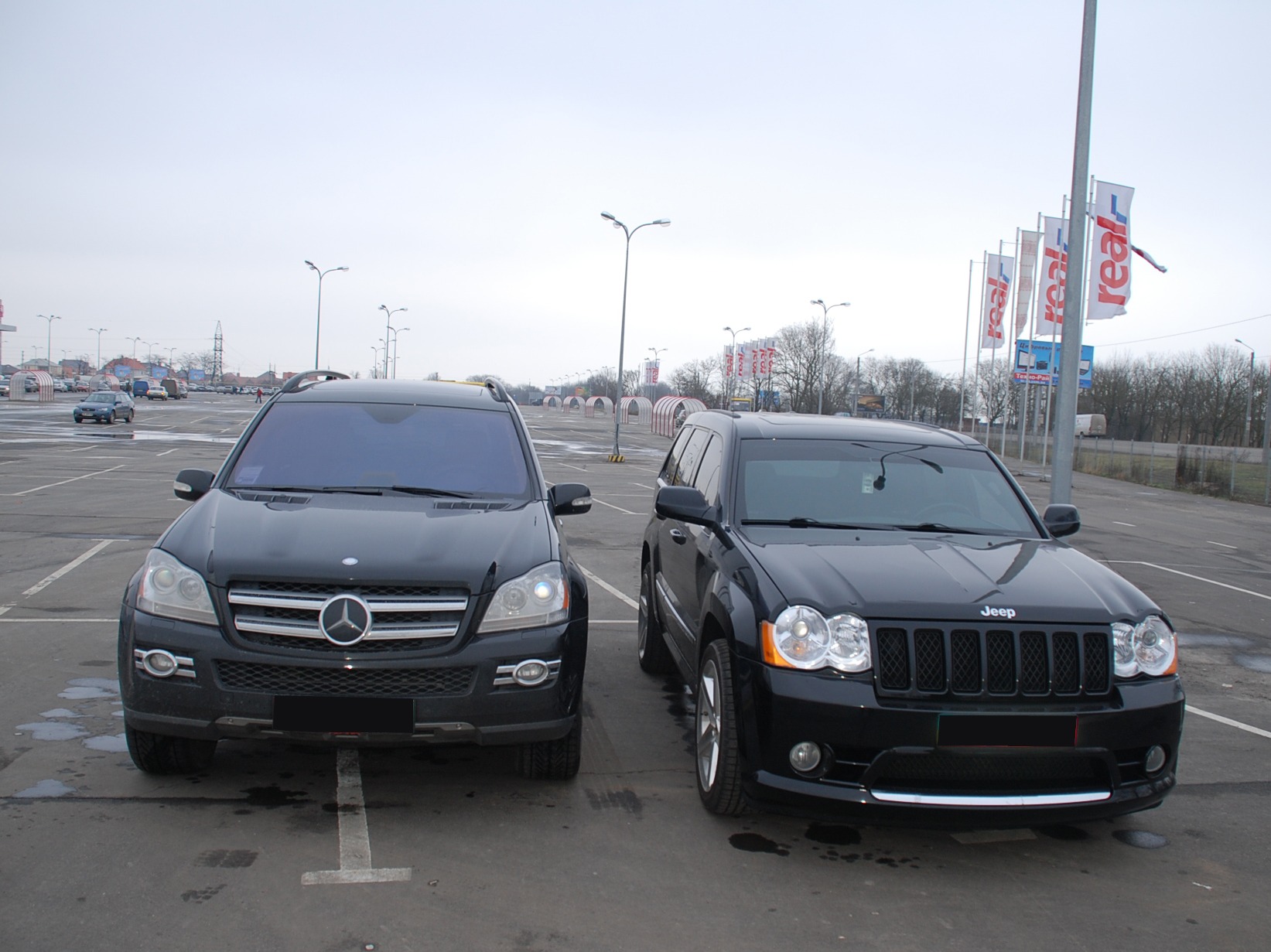 Фото SRT-8 та GL450 2