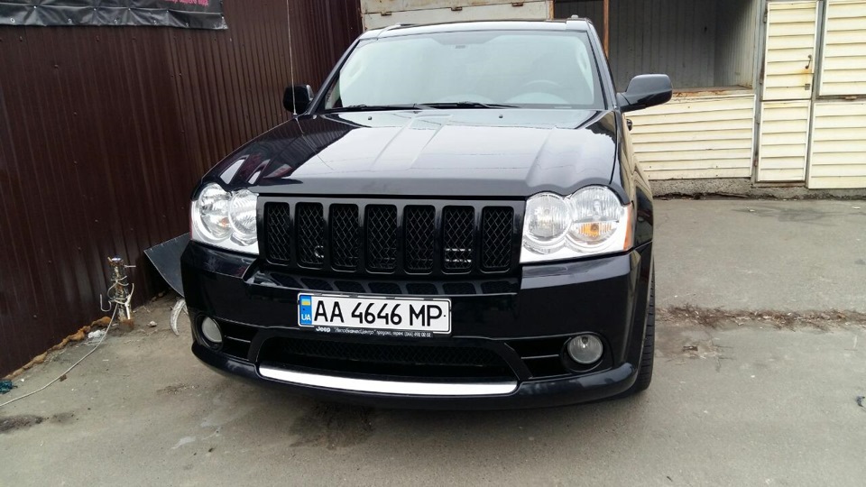 Зняв значок JEEP 1
