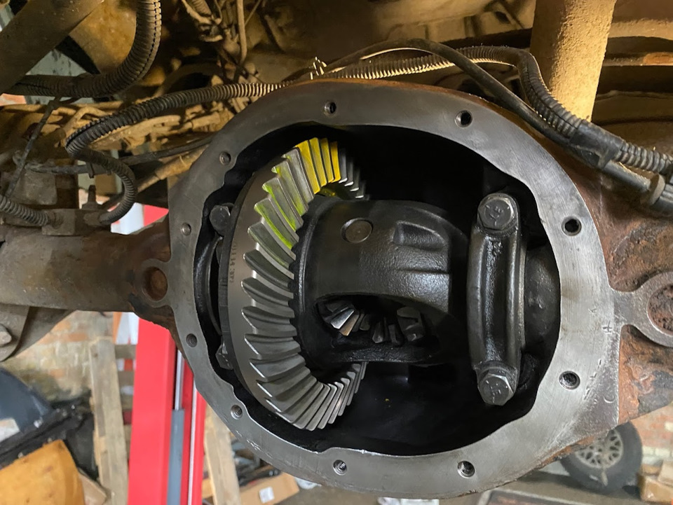 Ремонт мостів dana 35 / dana 30 1