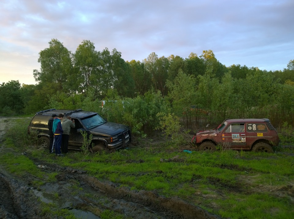 GMC Yukon 4x4 5.7 v8 показав себе справжнім позашляховиком 5