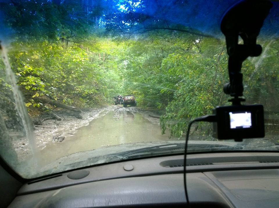 Hummer H3 3.7 and Grand Cherokee WJ 4.7 Offroad 4x4 5