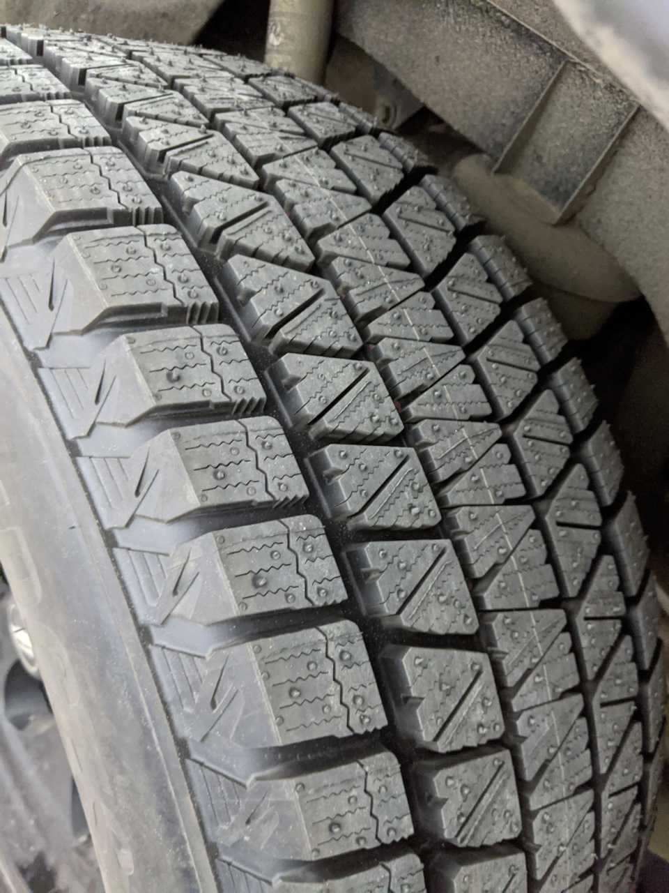 Перевзулися. Зима Bridgestone Blizzak DM-V3 3