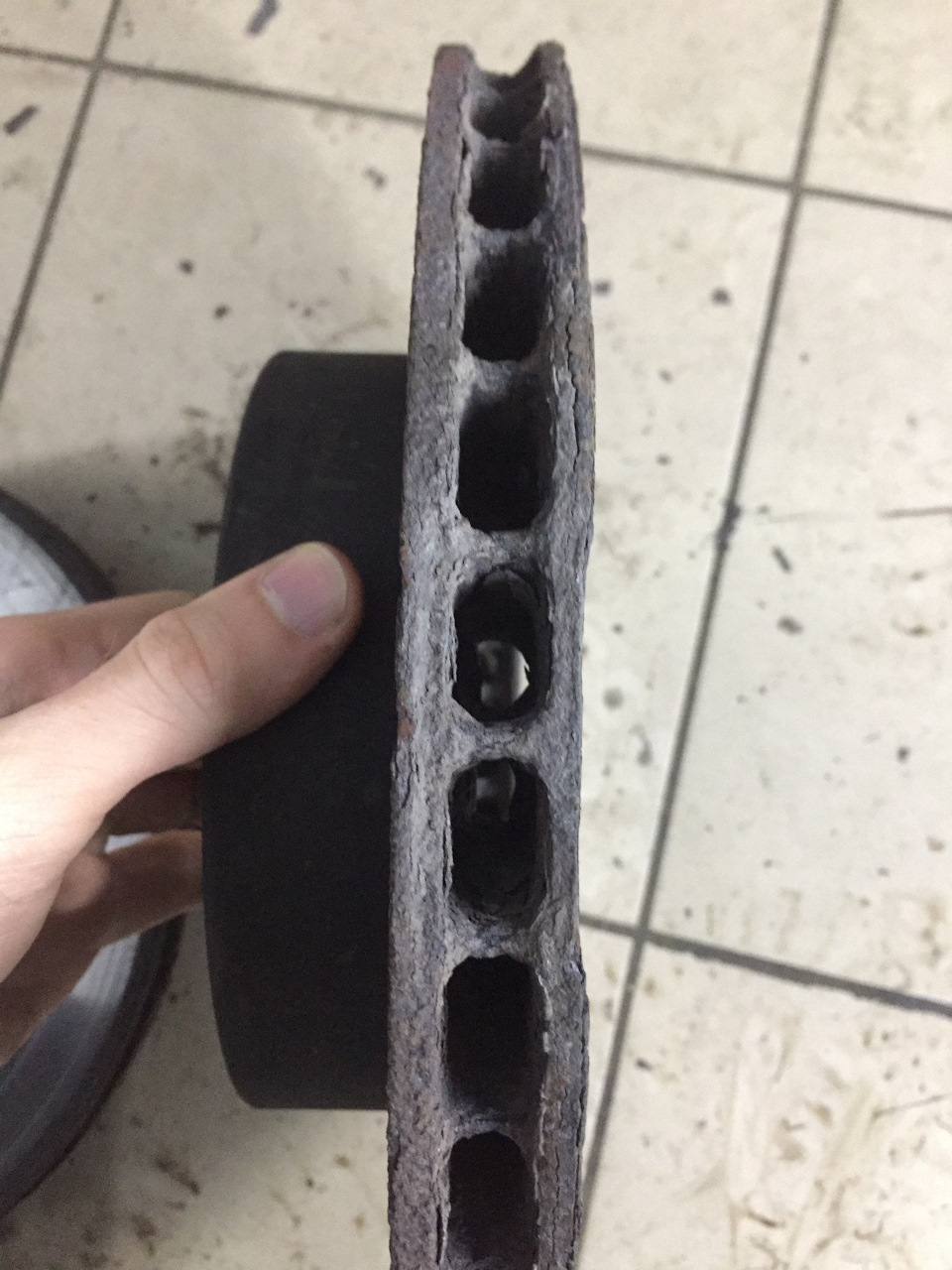 🔁 Заміна передніх гальмівних дисків Brembo 09.8852.11 1