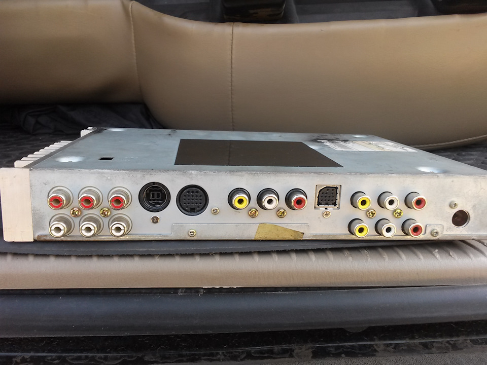 І я з AUX! 1