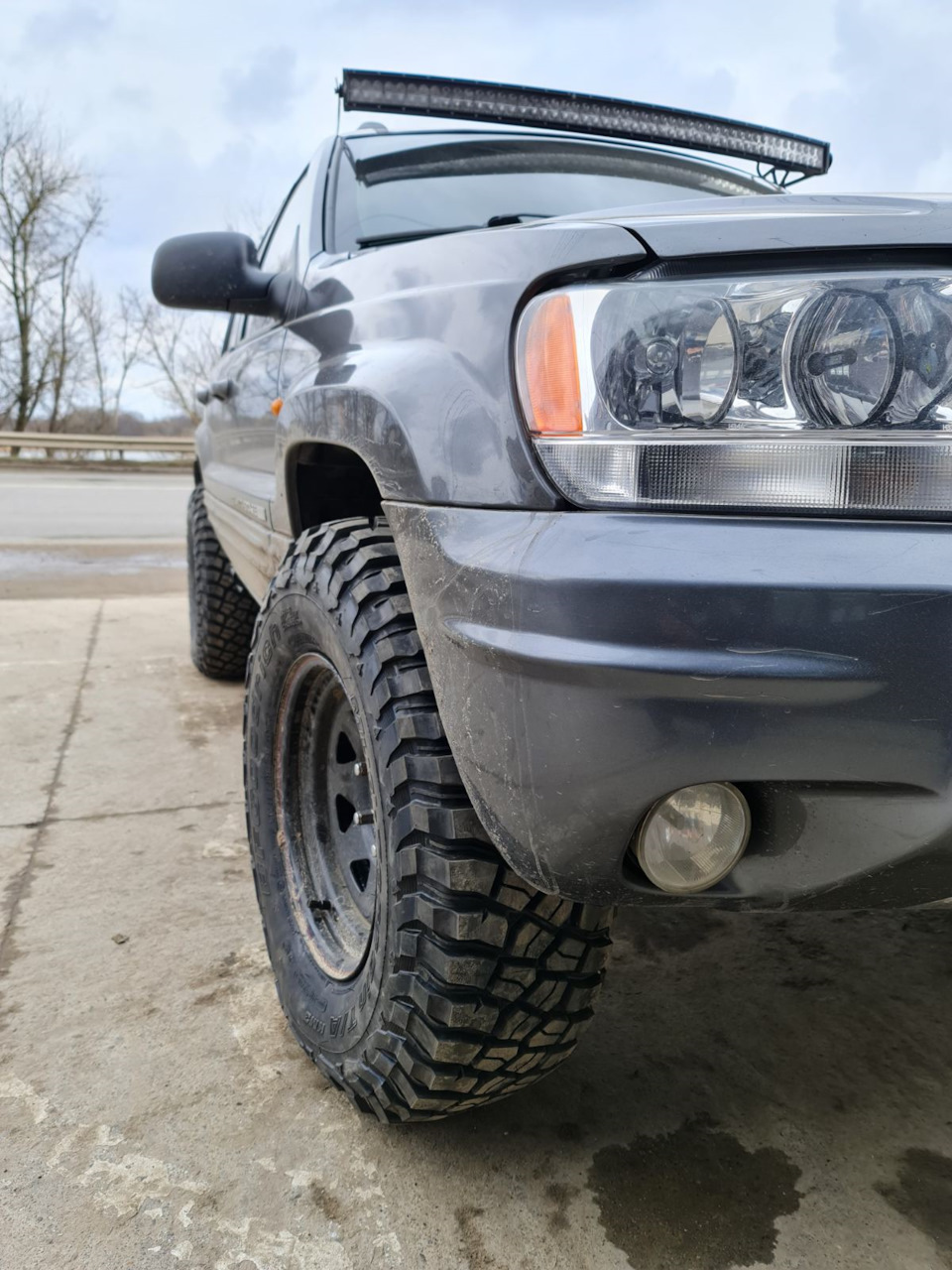 BFGOODRICH MUD TERRAIN T/A KM3 265/75 R16 119/116Q 5