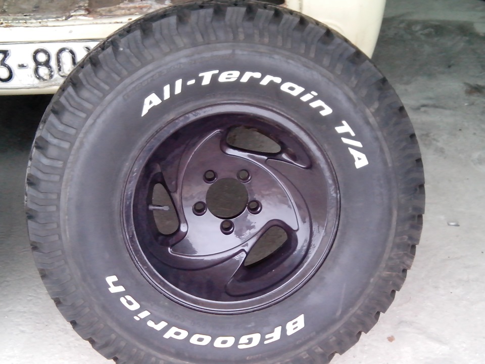 Диски 15 ЕТ-0 та BF GOODRICH ALL TERRAIN 31/10.5/15 1
