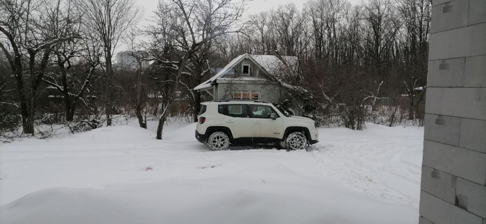 Зима цього року напрочуд снігова. 1