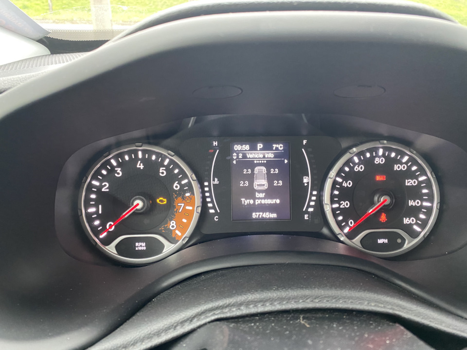 Зимова гума bridgestone blizzak dm-v3 2