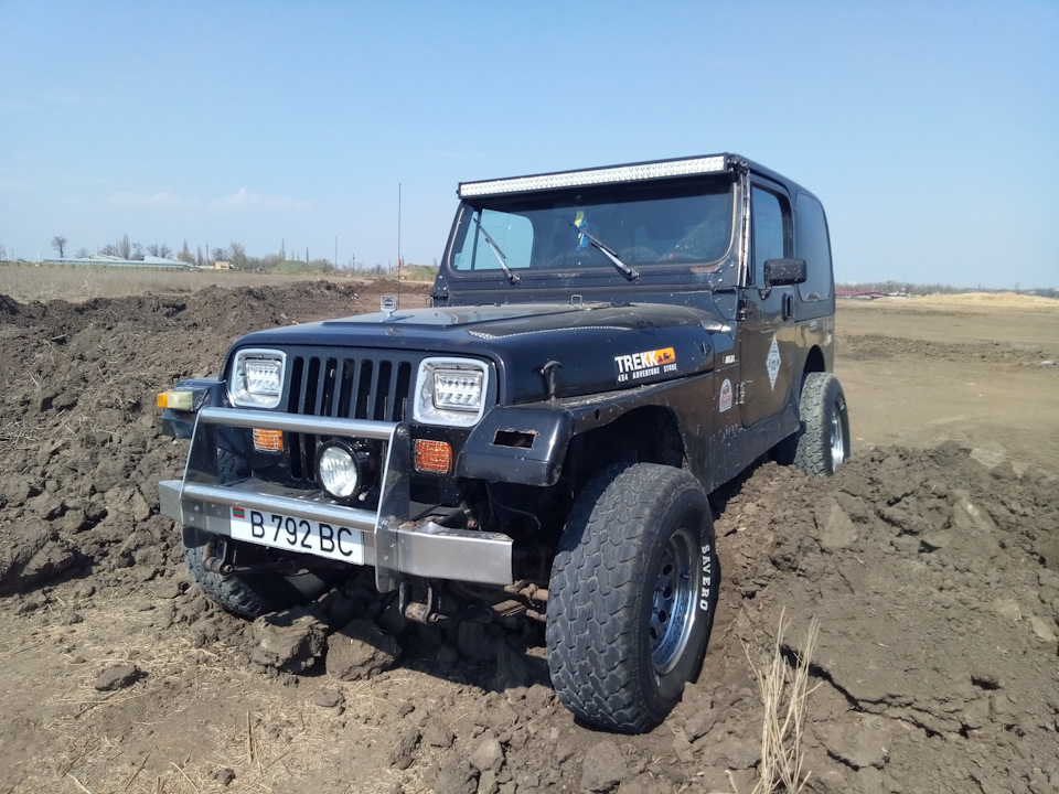 Ось тобі і Wrangler ... Високо сиджу, далеко дивлюсь)))) 3
