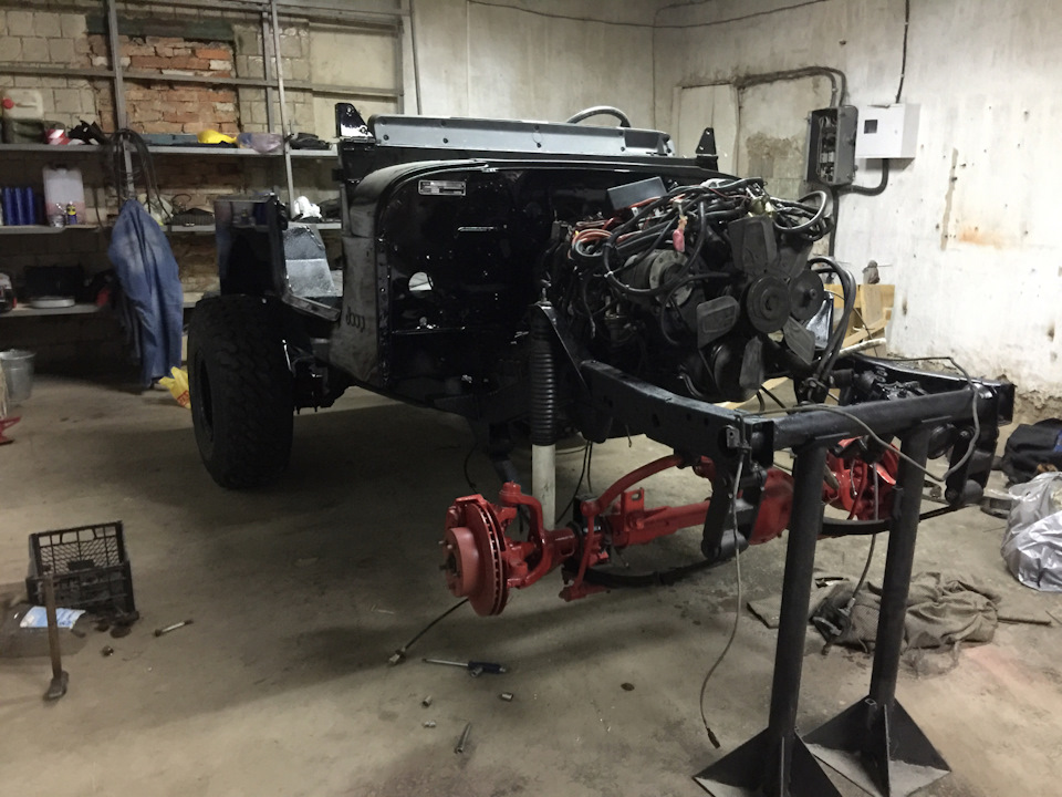 Почали збирати Jeep Wrangler YJ Dark Night 2