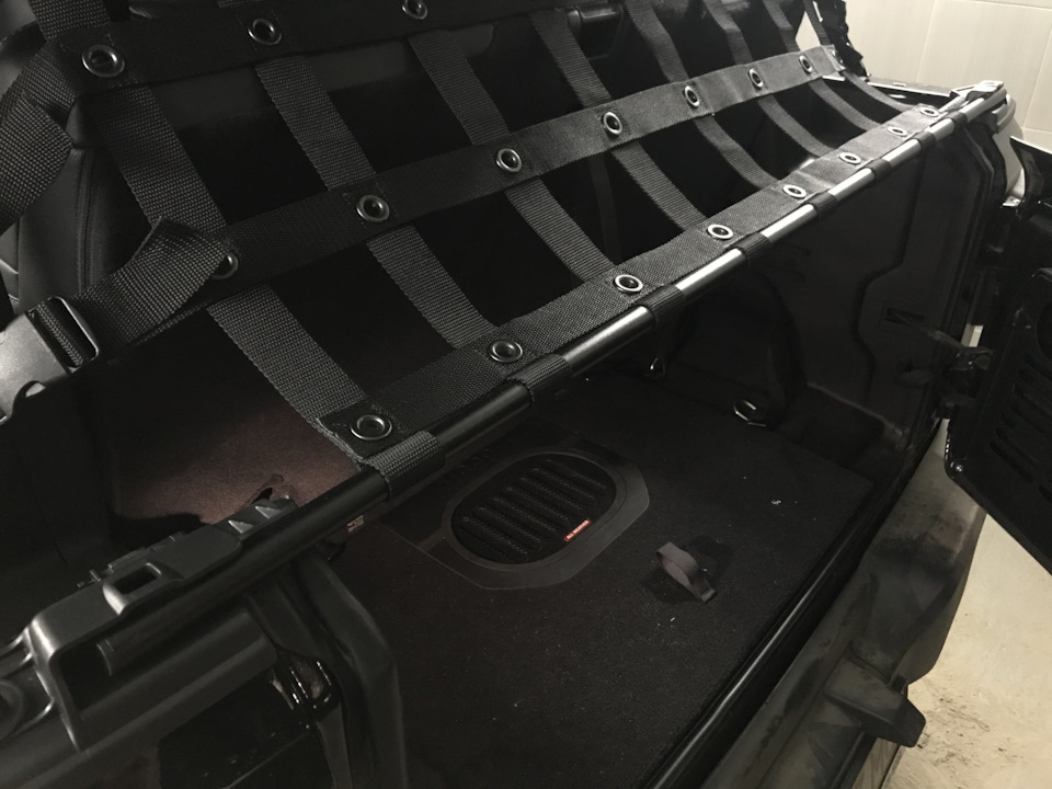 Mopar Twill Soft Top та сітка DirtyDog 5