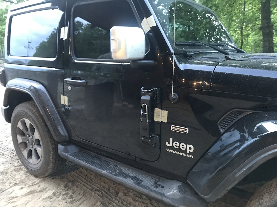 Smittybilt 7630 Atlas Door Step 1