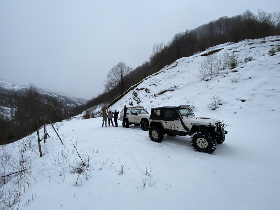 У пошуках снігу. Карпати☃️ 1