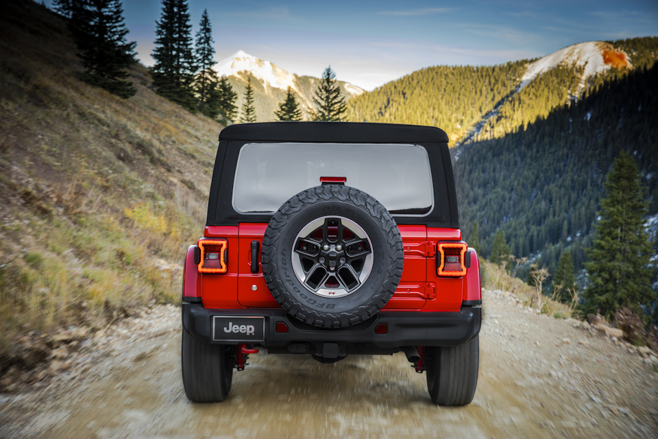Jeep Wrangler JL, проста фотографія. 4