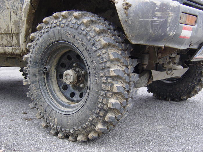 Колиюся з вибором Maxxis Trepador або Silverstone Xtreme? 1