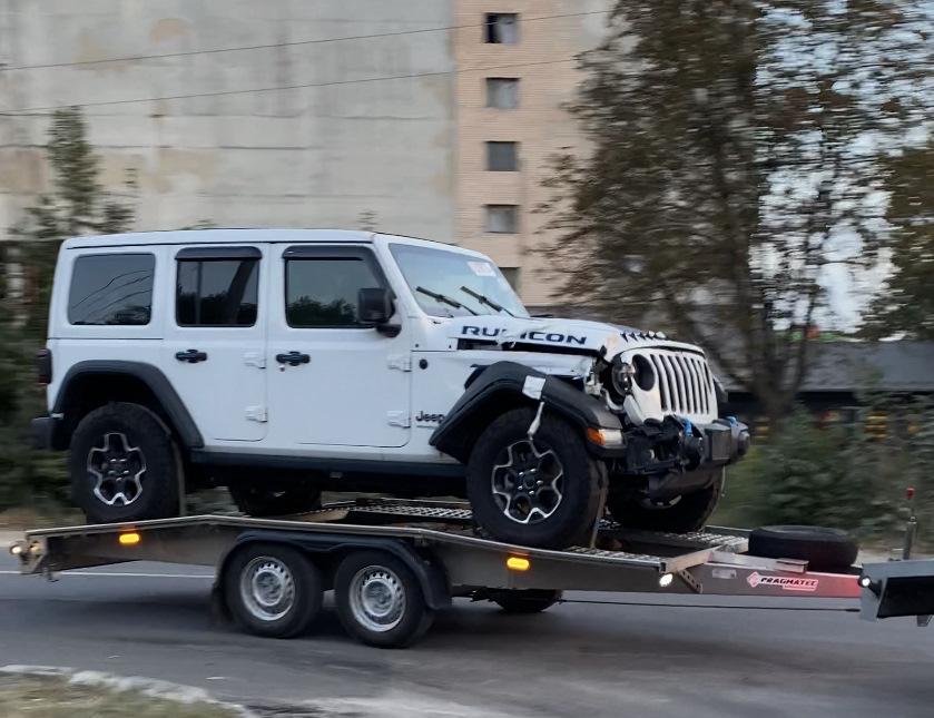 Приїхав довгоочікуваний Wrangler 3