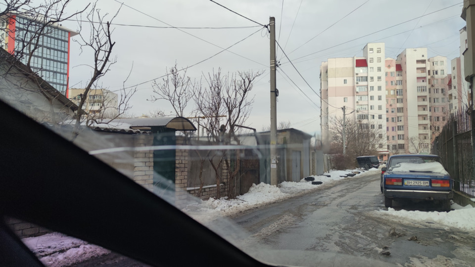 #4 Отримав по лобі. Заміна лобового скла. 1
