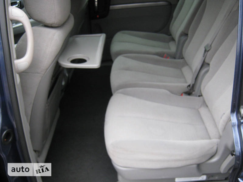 Kia Carnival 2007 5