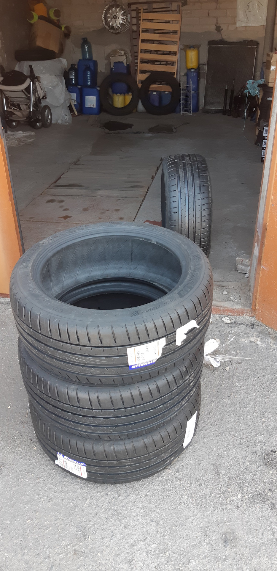 Переходимо липучий michelin pilot sport 4 225/45 r17 1