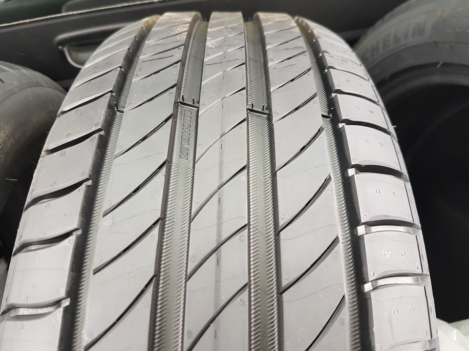 Michelin Primacy 4 (205/55 R16 V91) 4