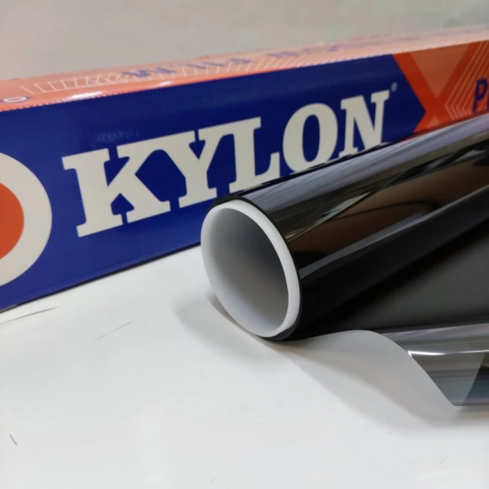 Корейському авто корейське тонування Kylon Nano Ceramic HP 15%