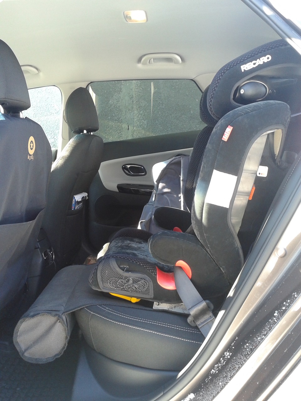 Автокрісло Recaro Monza Nova Seatfix 2 1