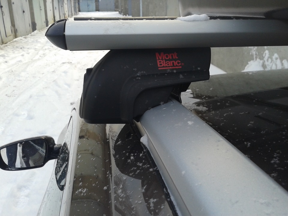 Кріплення та поперечки Mont Blanc Flex 2 RoofBar Foot Pack 3722 3
