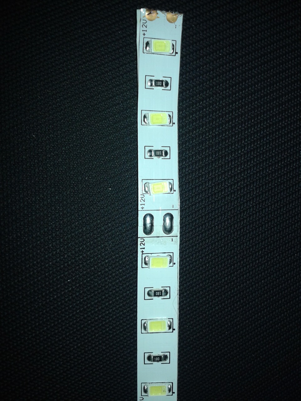 Led підсвічування в багажник та салон 4