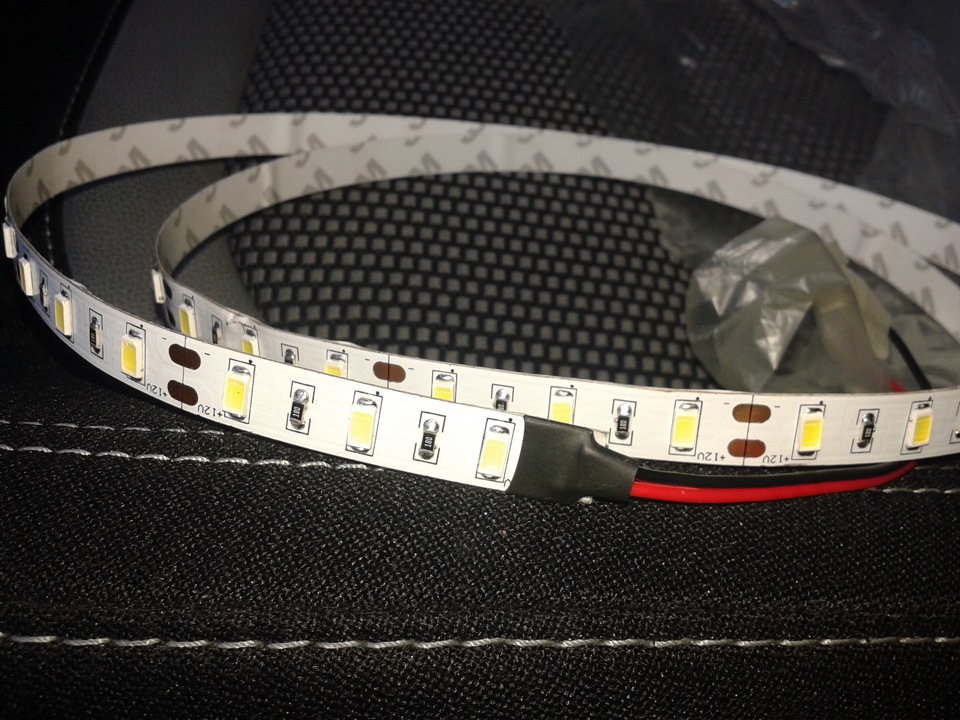 Led підсвічування в багажник та салон 1