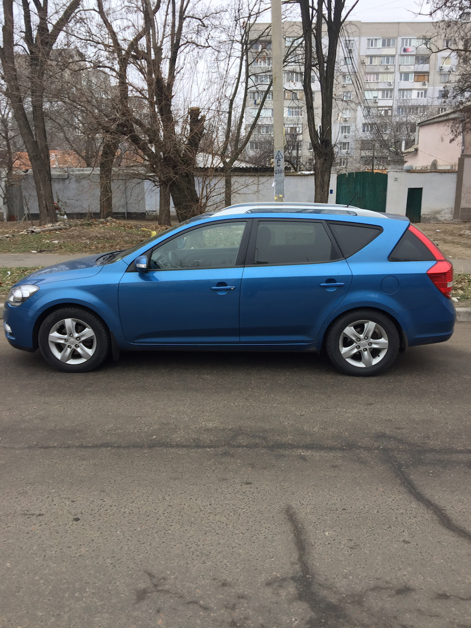 Піднімаю з колін ceeda 2 2
