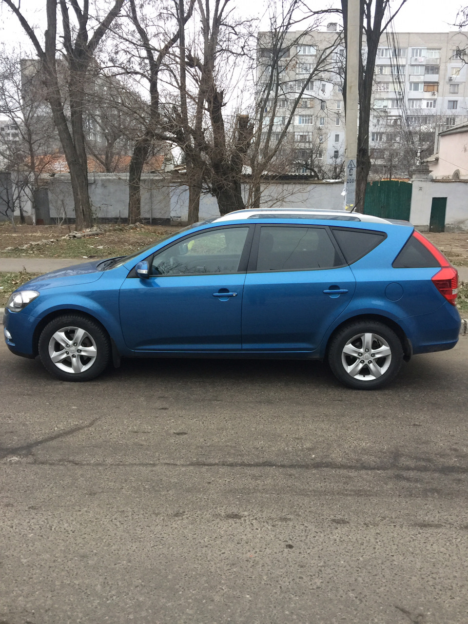 Піднімаю з колін ceeda 2 3