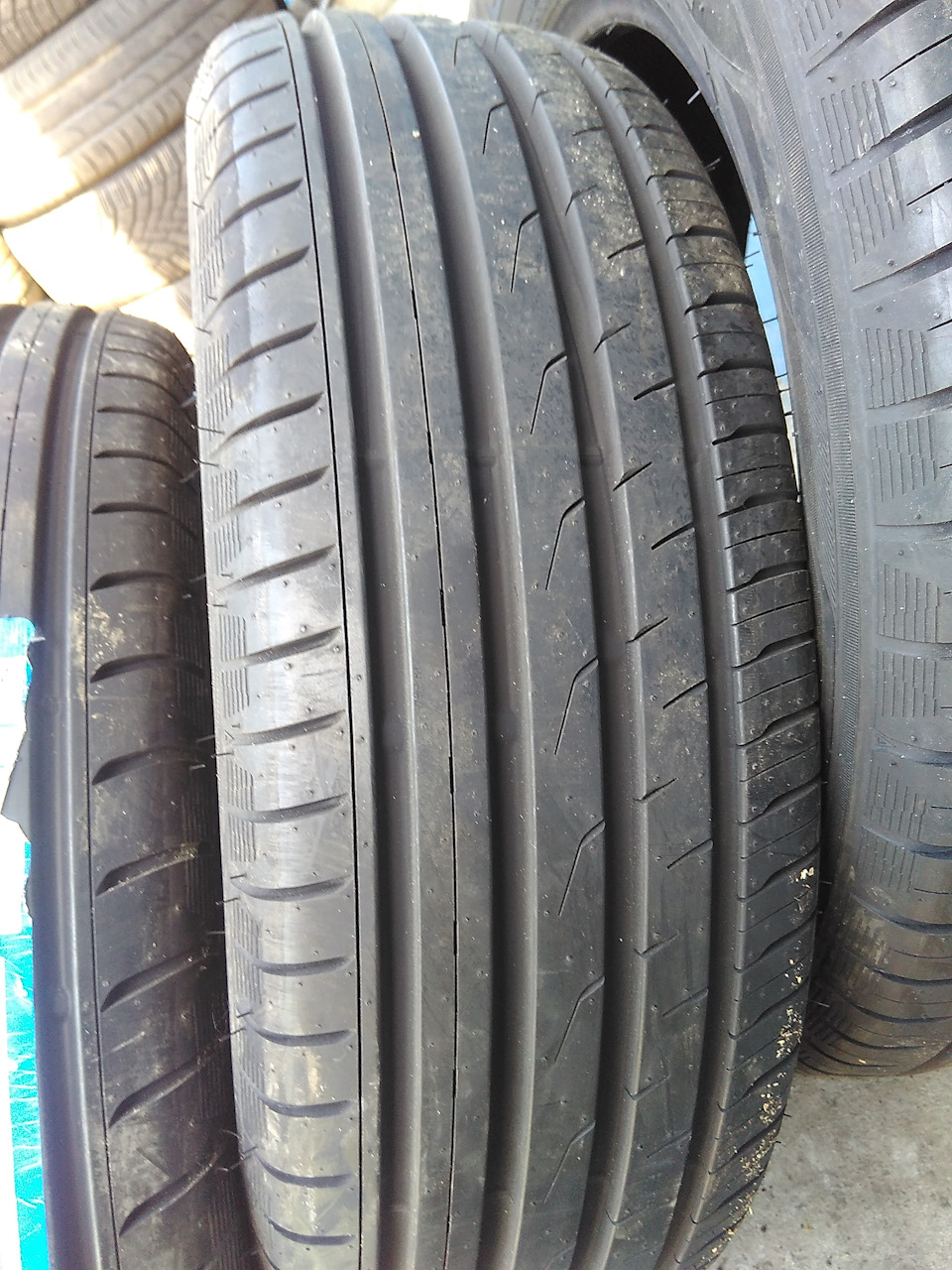 Літня гума Toyo Proxes CF2 195/65 R15 3